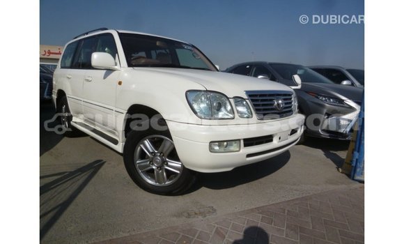 Buy Import Toyota Land Cruiser White Car in Import - Dubai in Curacao Buy Import Toyota Land Cruiser White Car in Import - Dubai in Curacao