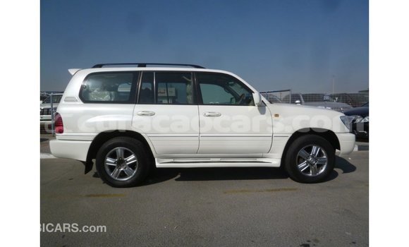 Buy Import Toyota Land Cruiser White Car in Import - Dubai in Curacao Buy Import Toyota Land Cruiser White Car in Import - Dubai in Curacao