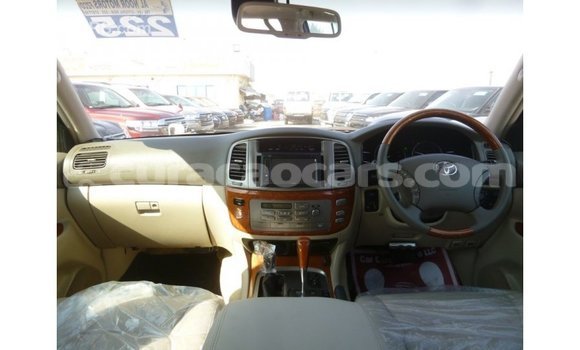 Buy Import Toyota Land Cruiser White Car in Import - Dubai in Curacao Buy Import Toyota Land Cruiser White Car in Import - Dubai in Curacao