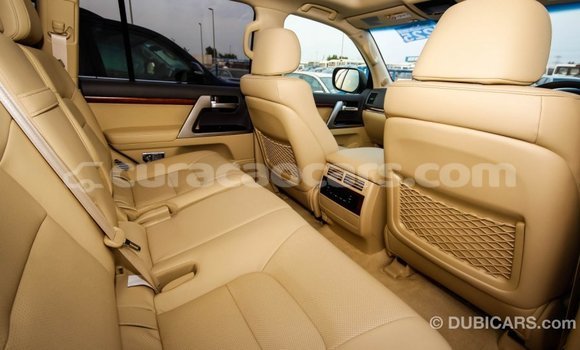 Buy Import Toyota Land Cruiser White Car in Import - Dubai in Curacao Buy Import Toyota Land Cruiser White Car in Import - Dubai in Curacao