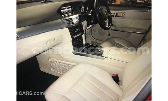 Buy Import Mercedes-Benz 190 (W201) Other Car in Import - Dubai in Curacao Buy Import Mercedes-Benz 190 (W201) Other Car in Import - Dubai in Curacao