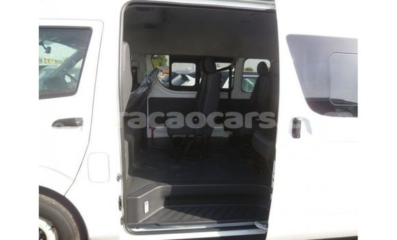 Buy Import Toyota Hiace White Car in Import - Dubai in Curacao Buy Import Toyota Hiace White Car in Import - Dubai in Curacao