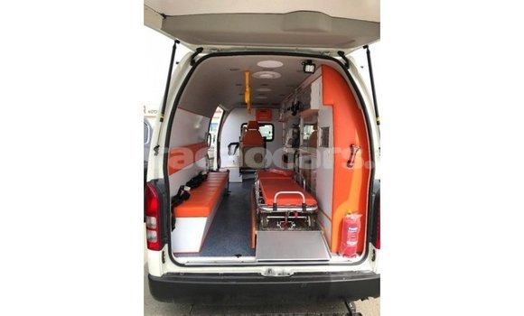 Buy Import Toyota Hiace White Car in Import - Dubai in Curacao Buy Import Toyota Hiace White Car in Import - Dubai in Curacao