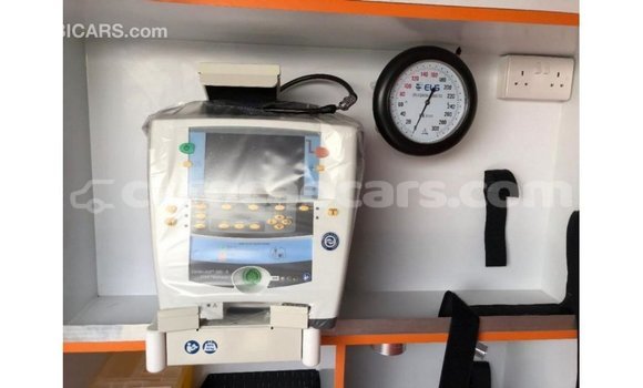 Buy Import Toyota Hiace White Car in Import - Dubai in Curacao Buy Import Toyota Hiace White Car in Import - Dubai in Curacao