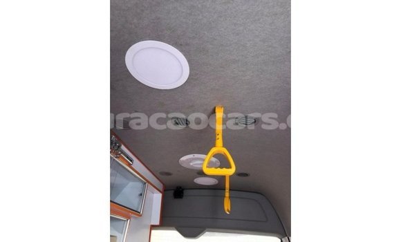 Buy Import Toyota Hiace White Car in Import - Dubai in Curacao Buy Import Toyota Hiace White Car in Import - Dubai in Curacao