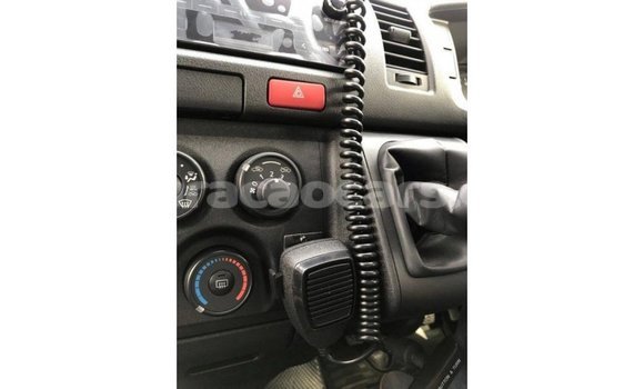Buy Import Toyota Hiace White Car in Import - Dubai in Curacao Buy Import Toyota Hiace White Car in Import - Dubai in Curacao