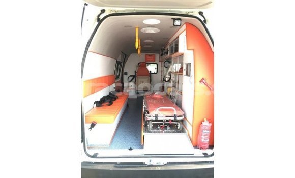 Buy Import Toyota Hiace White Car in Import - Dubai in Curacao Buy Import Toyota Hiace White Car in Import - Dubai in Curacao