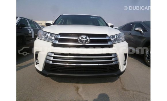 Buy Import Toyota Kluger White Car in Import - Dubai in Curacao Buy Import Toyota Kluger White Car in Import - Dubai in Curacao