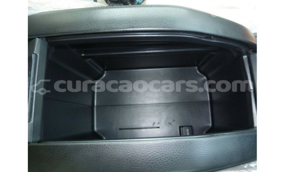 Buy Import Toyota Kluger White Car in Import - Dubai in Curacao Buy Import Toyota Kluger White Car in Import - Dubai in Curacao