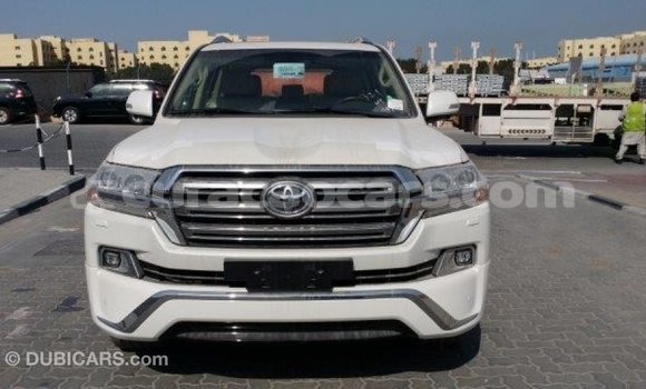 Buy Import Toyota Land Cruiser White Car in Import - Dubai in Curacao Buy Import Toyota Land Cruiser White Car in Import - Dubai in Curacao