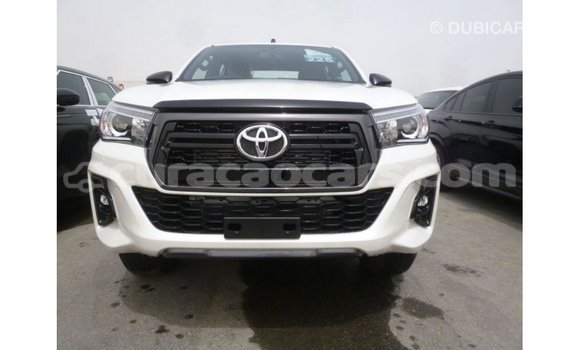 Buy Import Toyota Hilux White Car in Import - Dubai in Curacao Buy Import Toyota Hilux White Car in Import - Dubai in Curacao
