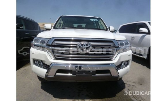 Buy Import Toyota Land Cruiser White Car in Import - Dubai in Curacao Buy Import Toyota Land Cruiser White Car in Import - Dubai in Curacao