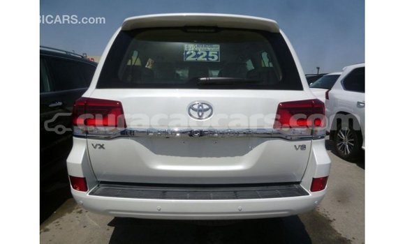 Buy Import Toyota Land Cruiser White Car in Import - Dubai in Curacao Buy Import Toyota Land Cruiser White Car in Import - Dubai in Curacao