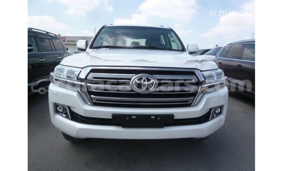 Buy Import Toyota Land Cruiser White Car in Import - Dubai in Curacao Buy Import Toyota Land Cruiser White Car in Import - Dubai in Curacao