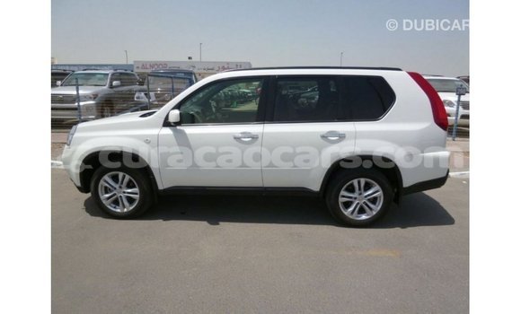 Buy Import Nissan Evalia White Truck in Import - Dubai in Curacao Buy Import Nissan Evalia White Truck in Import - Dubai in Curacao