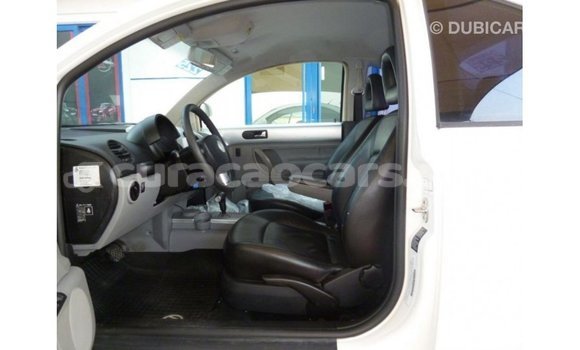 Buy Import Volkswagen Beetle White Car in Import - Dubai in Curacao Buy Import Volkswagen Beetle White Car in Import - Dubai in Curacao