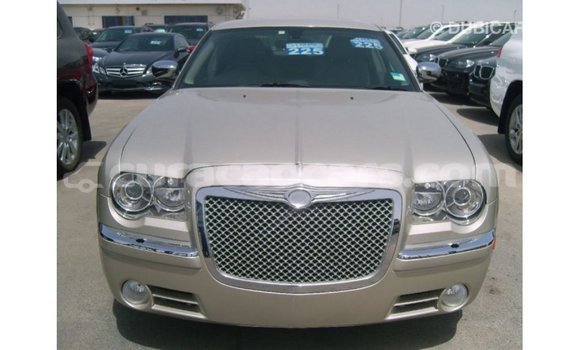 Buy Import Chrysler 300 Beige Car in Import - Dubai in Curacao Buy Import Chrysler 300 Beige Car in Import - Dubai in Curacao