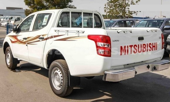 Buy Import Mitsubishi L200 White Car in Import - Dubai in Curacao Buy Import Mitsubishi L200 White Car in Import - Dubai in Curacao