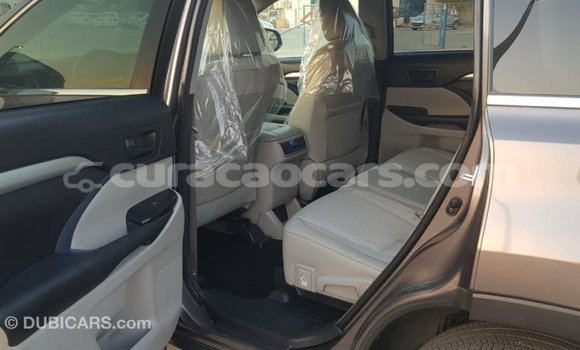 Buy Import Toyota Highlander Other Car in Import - Dubai in Curacao Buy Import Toyota Highlander Other Car in Import - Dubai in Curacao