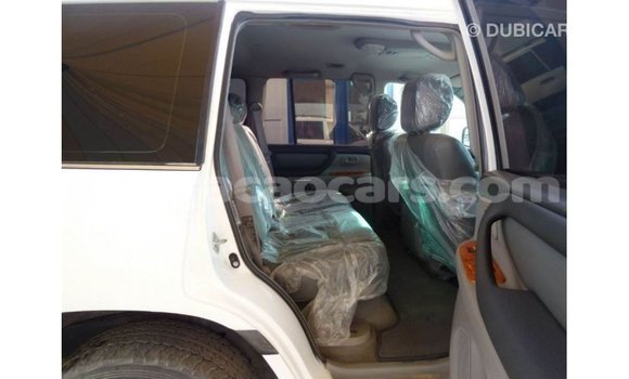 Buy Import Toyota Land Cruiser White Car in Import - Dubai in Curacao Buy Import Toyota Land Cruiser White Car in Import - Dubai in Curacao