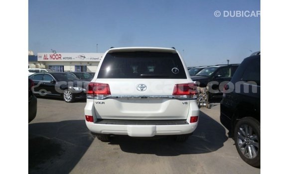 Buy Import Toyota Land Cruiser White Car in Import - Dubai in Curacao Buy Import Toyota Land Cruiser White Car in Import - Dubai in Curacao