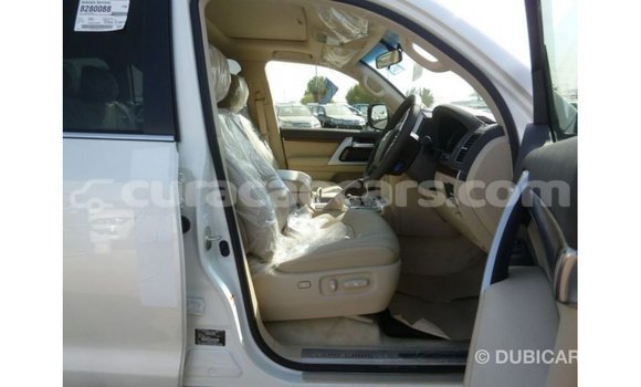 Buy Import Toyota Land Cruiser White Car in Import - Dubai in Curacao Buy Import Toyota Land Cruiser White Car in Import - Dubai in Curacao