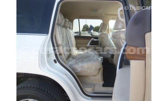 Buy Import Toyota Land Cruiser White Car in Import - Dubai in Curacao Buy Import Toyota Land Cruiser White Car in Import - Dubai in Curacao