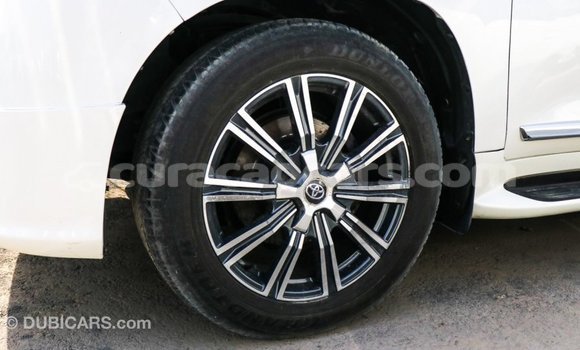 Buy Import Toyota Land Cruiser White Car in Import - Dubai in Curacao Buy Import Toyota Land Cruiser White Car in Import - Dubai in Curacao