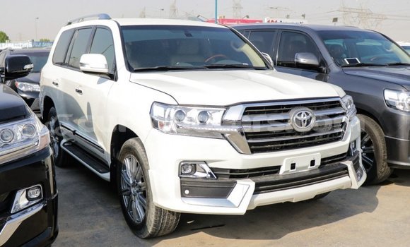 Buy Import Toyota Land Cruiser White Car in Import - Dubai in Curacao Buy Import Toyota Land Cruiser White Car in Import - Dubai in Curacao