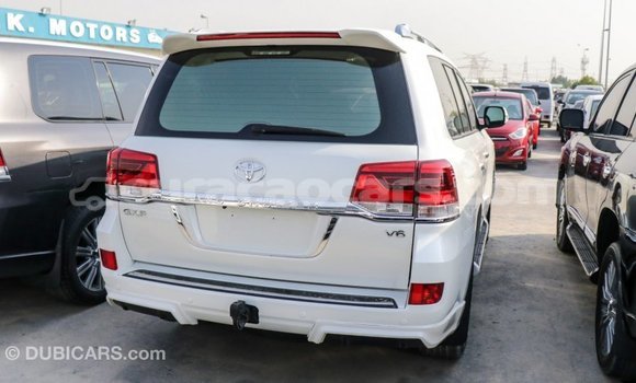 Buy Import Toyota Land Cruiser White Car in Import - Dubai in Curacao Buy Import Toyota Land Cruiser White Car in Import - Dubai in Curacao