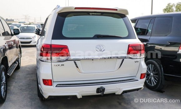 Buy Import Toyota Land Cruiser White Car in Import - Dubai in Curacao Buy Import Toyota Land Cruiser White Car in Import - Dubai in Curacao