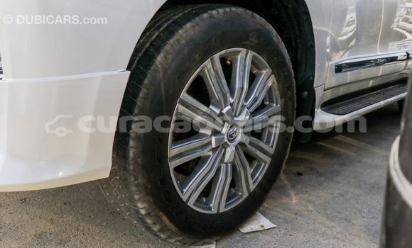 Buy Import Toyota Land Cruiser White Car in Import - Dubai in Curacao Buy Import Toyota Land Cruiser White Car in Import - Dubai in Curacao