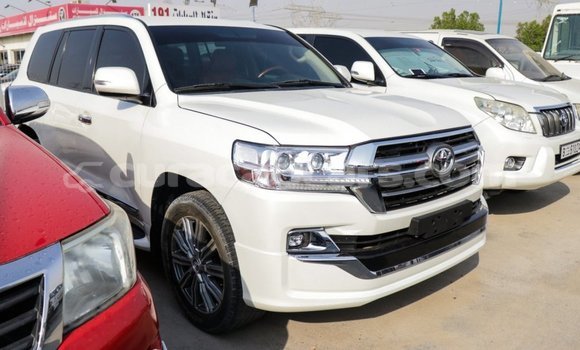 Buy Import Toyota Land Cruiser White Car in Import - Dubai in Curacao Buy Import Toyota Land Cruiser White Car in Import - Dubai in Curacao