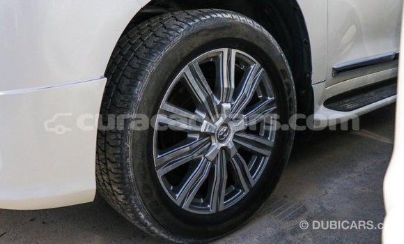 Buy Import Toyota Land Cruiser White Car in Import - Dubai in Curacao Buy Import Toyota Land Cruiser White Car in Import - Dubai in Curacao