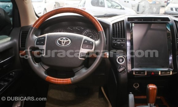 Buy Import Toyota Land Cruiser White Car in Import - Dubai in Curacao Buy Import Toyota Land Cruiser White Car in Import - Dubai in Curacao