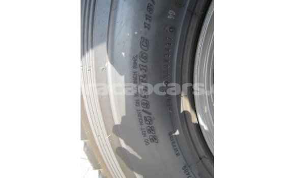 Buy Import Toyota Land Cruiser White Car in Import - Dubai in Curacao Buy Import Toyota Land Cruiser White Car in Import - Dubai in Curacao