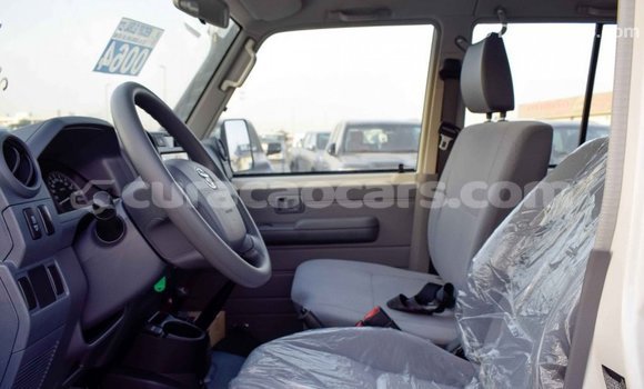 Buy Import Toyota Land Cruiser White Car in Import - Dubai in Curacao Buy Import Toyota Land Cruiser White Car in Import - Dubai in Curacao