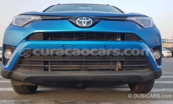 Buy Import Toyota HiAce Blue Truck in Import - Dubai in Curacao Buy Import Toyota HiAce Blue Truck in Import - Dubai in Curacao