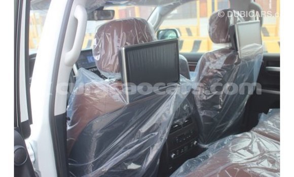 Buy Import Toyota Land Cruiser White Car in Import - Dubai in Curacao Buy Import Toyota Land Cruiser White Car in Import - Dubai in Curacao