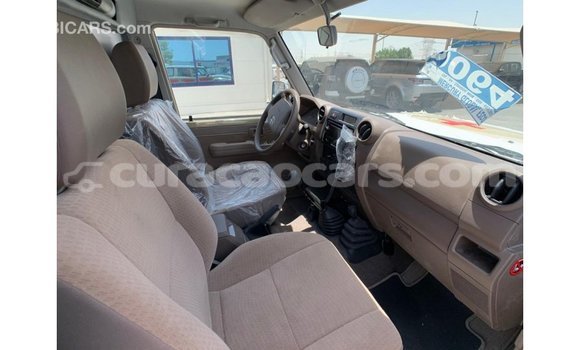 Buy Import Toyota Land Cruiser Beige Car in Import - Dubai in Curacao Buy Import Toyota Land Cruiser Beige Car in Import - Dubai in Curacao