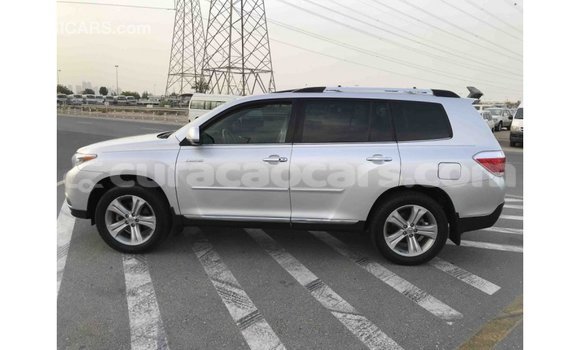 Buy Import Toyota Highlander Other Car in Import - Dubai in Curacao Buy Import Toyota Highlander Other Car in Import - Dubai in Curacao