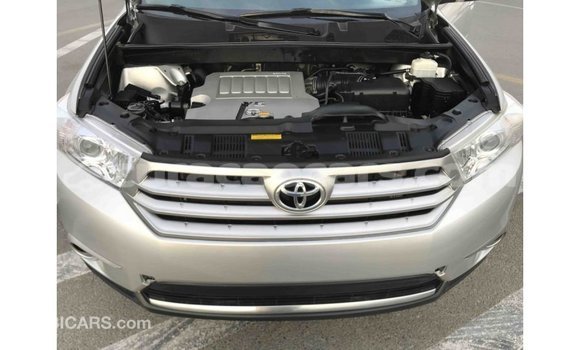 Buy Import Toyota Highlander Other Car in Import - Dubai in Curacao Buy Import Toyota Highlander Other Car in Import - Dubai in Curacao