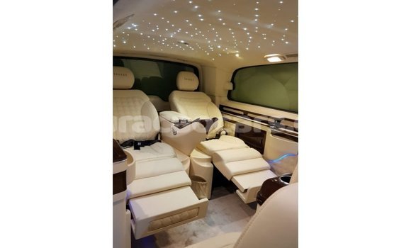 Buy Import Mercedes-Benz 250 Black Car in Import - Dubai in Curacao Buy Import Mercedes-Benz 250 Black Car in Import - Dubai in Curacao