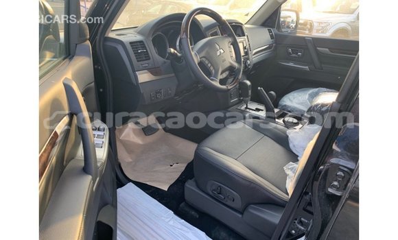 Buy Import Mitsubishi Pajero Black Car in Import - Dubai in Curacao Buy Import Mitsubishi Pajero Black Car in Import - Dubai in Curacao