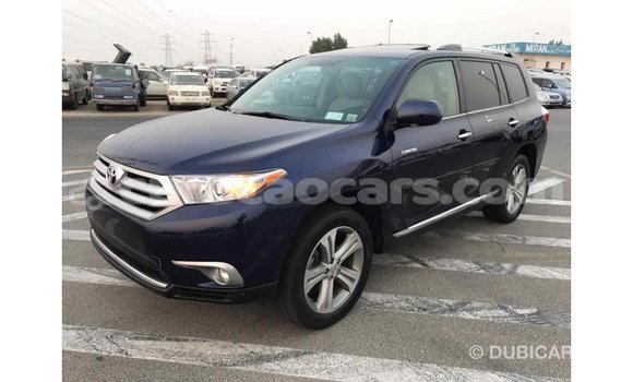 Buy Import Toyota Highlander Blue Car in Import - Dubai in Curacao Buy Import Toyota Highlander Blue Car in Import - Dubai in Curacao