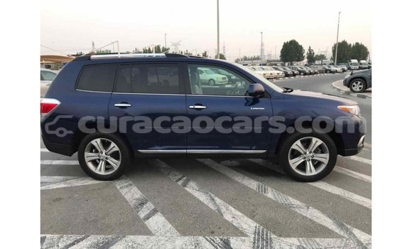 Buy Import Toyota Highlander Blue Car in Import - Dubai in Curacao Buy Import Toyota Highlander Blue Car in Import - Dubai in Curacao