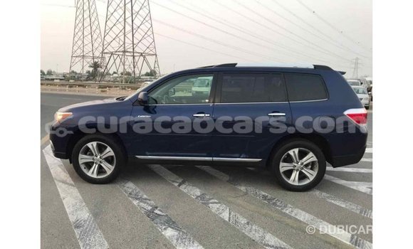 Buy Import Toyota Highlander Blue Car in Import - Dubai in Curacao Buy Import Toyota Highlander Blue Car in Import - Dubai in Curacao