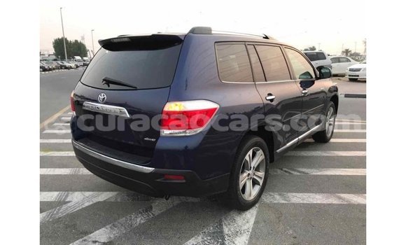 Buy Import Toyota Highlander Blue Car in Import - Dubai in Curacao Buy Import Toyota Highlander Blue Car in Import - Dubai in Curacao