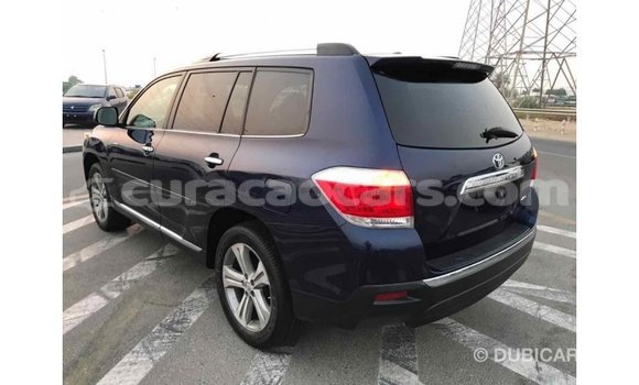 Buy Import Toyota Highlander Blue Car in Import - Dubai in Curacao Buy Import Toyota Highlander Blue Car in Import - Dubai in Curacao