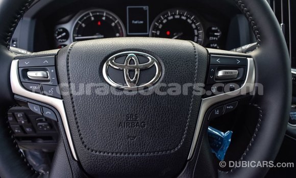 Buy Import Toyota Land Cruiser White Car in Import - Dubai in Curacao Buy Import Toyota Land Cruiser White Car in Import - Dubai in Curacao